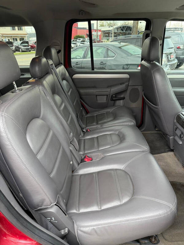 2003 Ford Explorer XLT