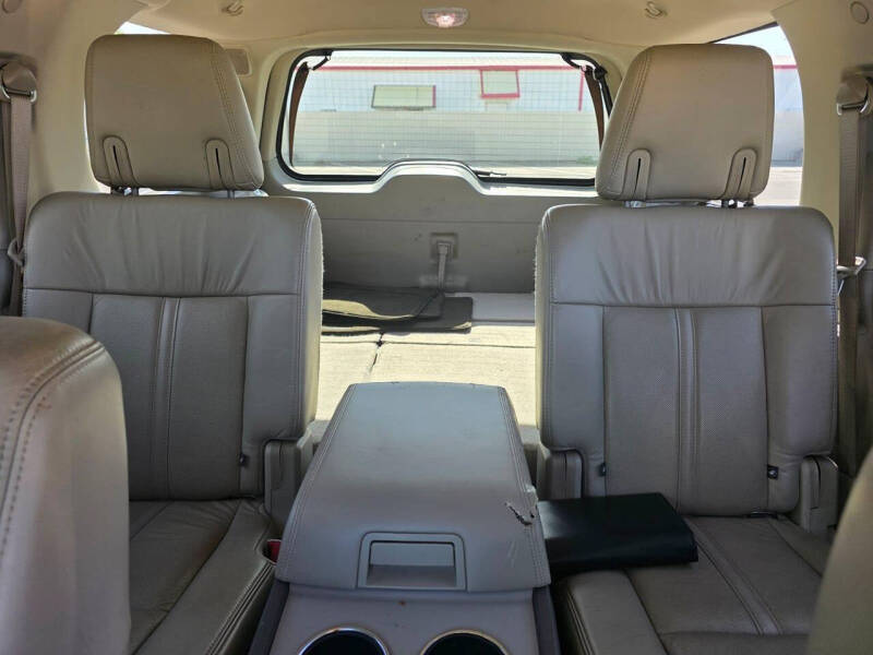 2016 Lincoln Navigator Select