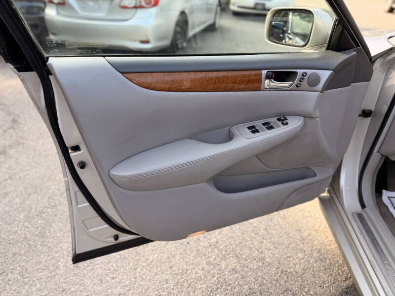 2005 Lexus ES 330