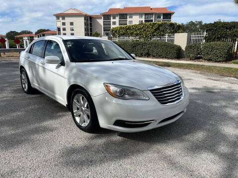 2013 Chrysler 200 LX