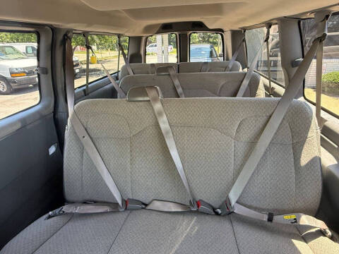 2023 Chevrolet Express LS 3500