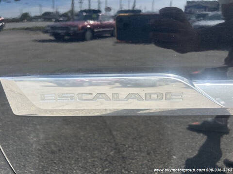 2017 Cadillac Escalade Premium Luxury