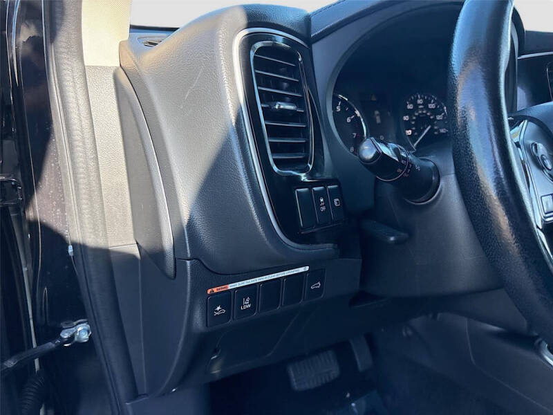 2020 Mitsubishi Outlander SEL