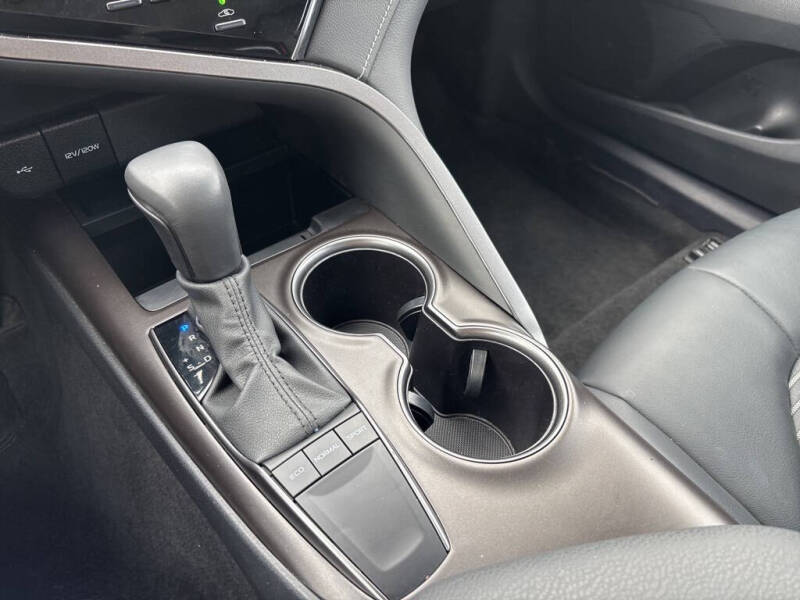 2024 Toyota Camry SE Nightshade