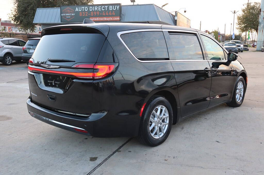 2023 Chrysler Pacifica for sale at AUTO DIRECT BUY in Houston, TX