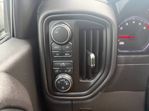 2020 Chevrolet Silverado 1500 Custom