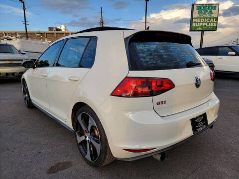 2017 Volkswagen Golf GTI SE