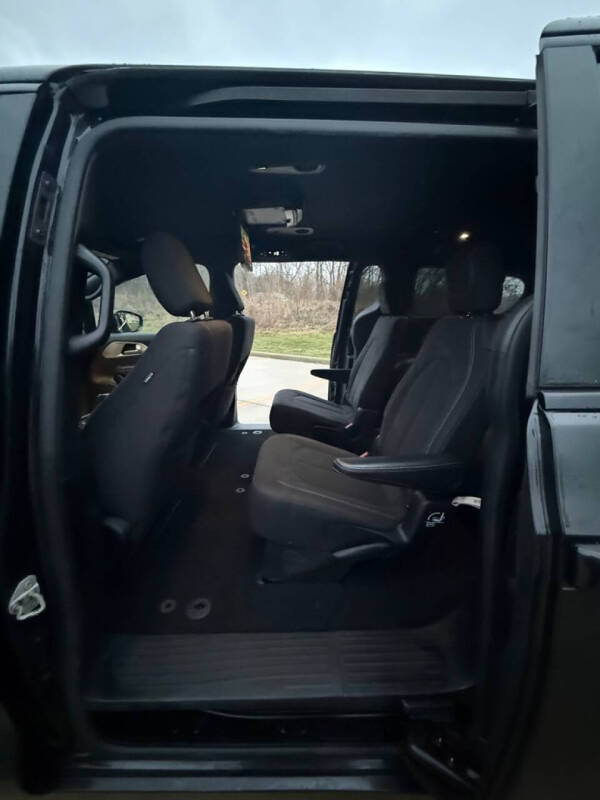 2018 Chrysler Pacifica Touring Plus