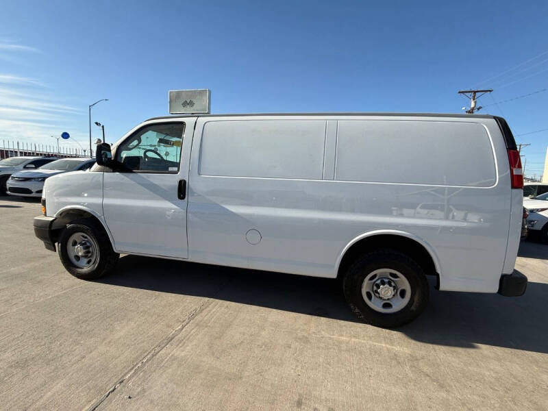 2020 Chevrolet Express 2500