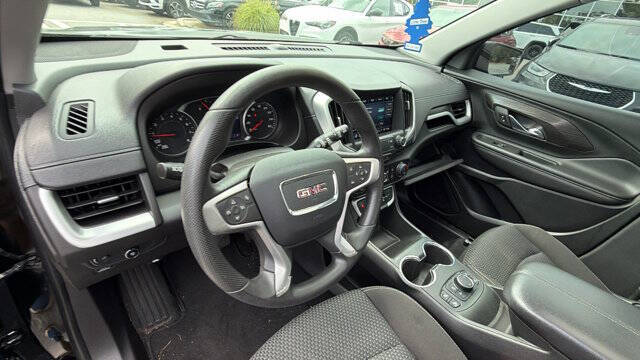 2022 GMC Terrain SLE