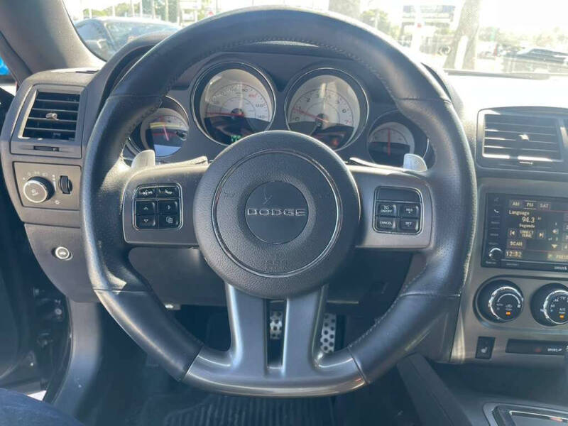 2014 Dodge Challenger SXT