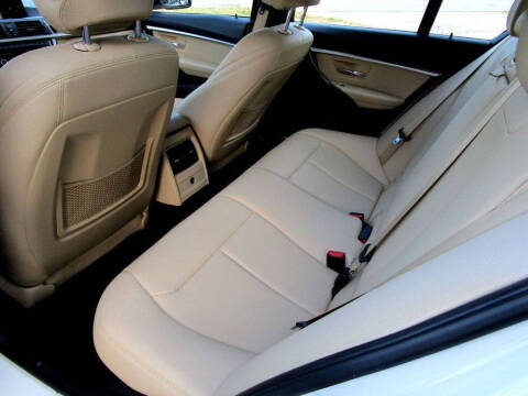 2017 BMW 3 Series 330i xDrive