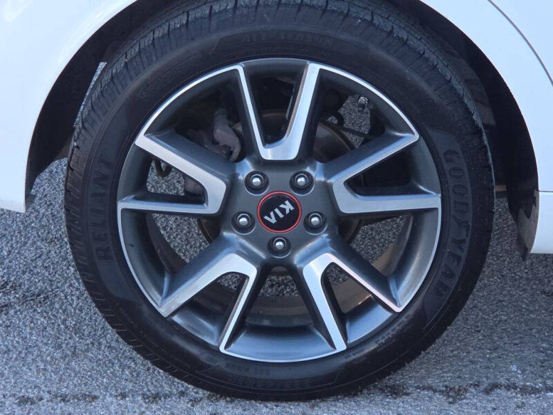 2020 Kia Soul GT-Line