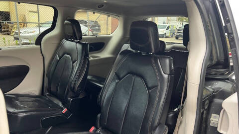 2018 Chrysler Pacifica Touring L