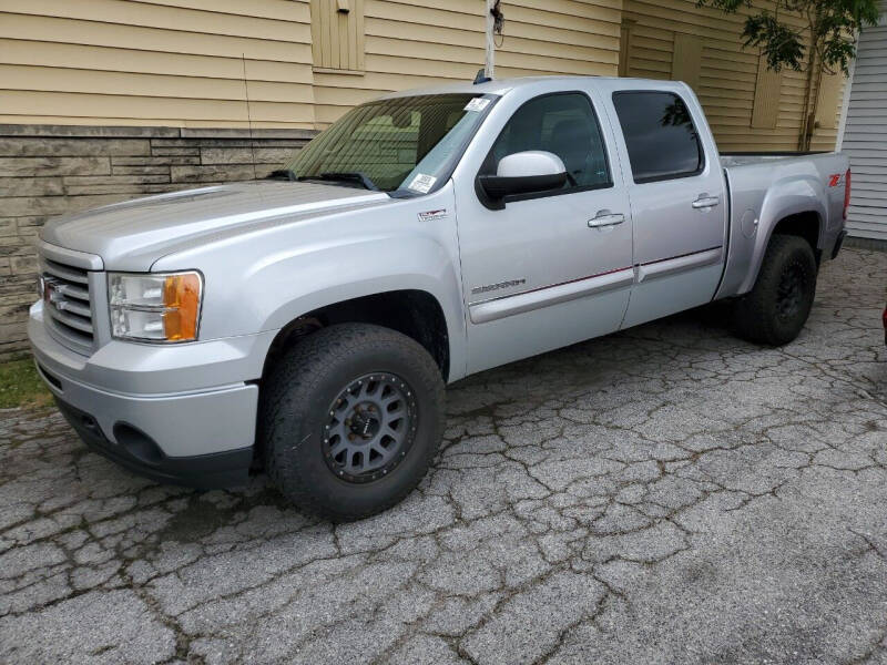 2013 GMC Sierra 1500 for sale at D -N- J Auto Sales Inc. in Fort Wayne IN