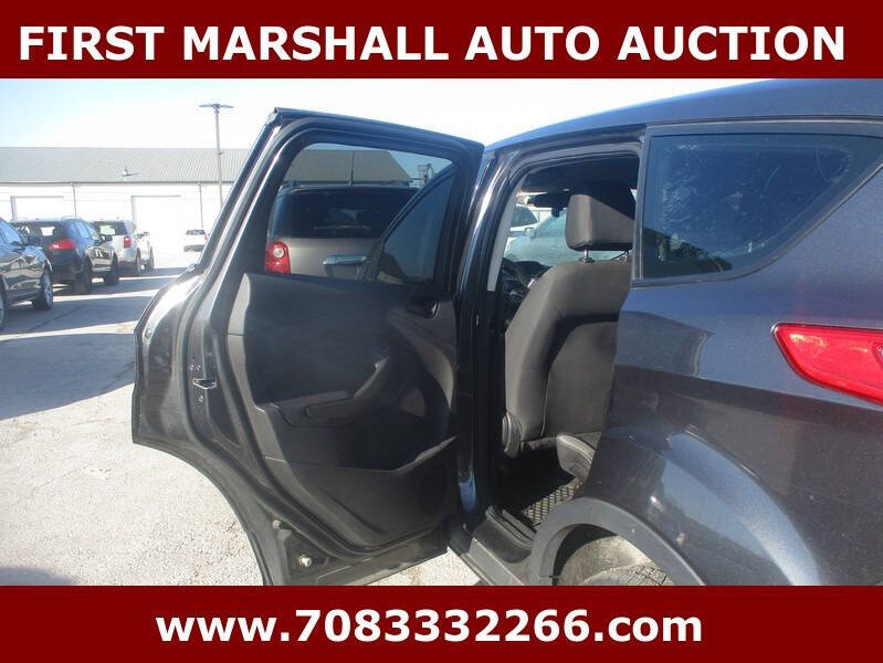 2015 Ford Escape S