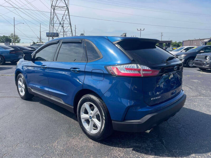 2020 Ford Edge SE