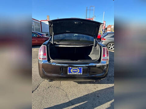 2013 Chrysler 300 C