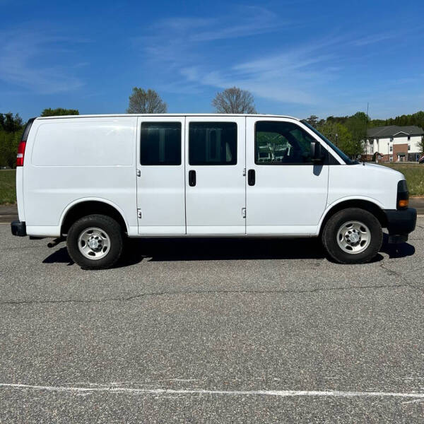 2018 Chevrolet Express 2500