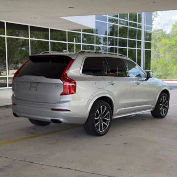 2019 Volvo XC90 T6 Momentum