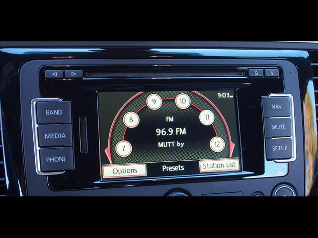 2015 Volkswagen Beetle Convertible 1.8T Classic PZEV