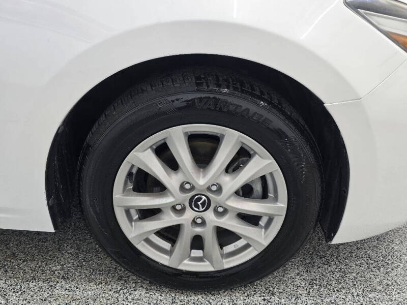 2017 Mazda MAZDA3 Sport