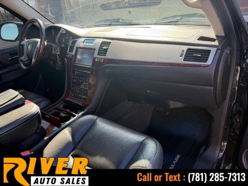 2013 Cadillac Escalade Premium