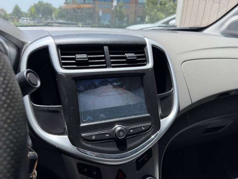 2017 Chevrolet Sonic LT Auto