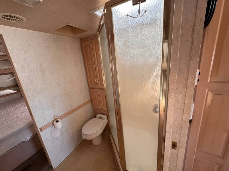 2001 Newmar Dutch Star