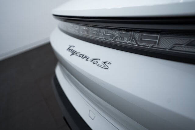 2025 Porsche Taycan 4S