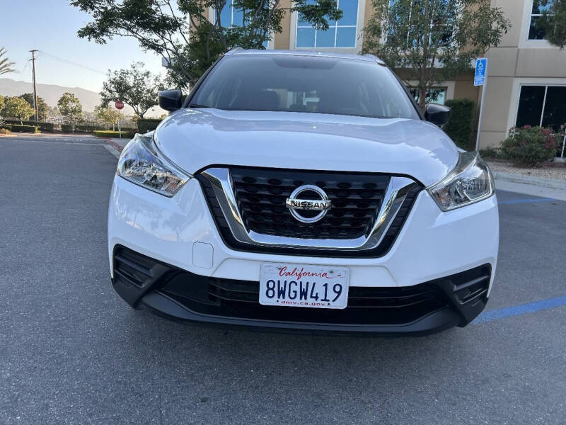 2019 Nissan Kicks S