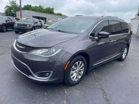 2018 Chrysler Pacifica Touring L