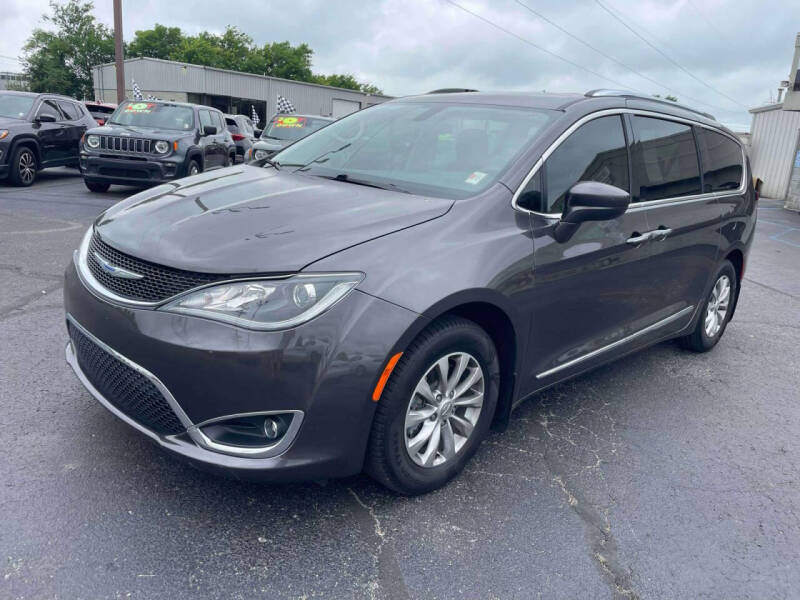 2018 Chrysler Pacifica Touring L