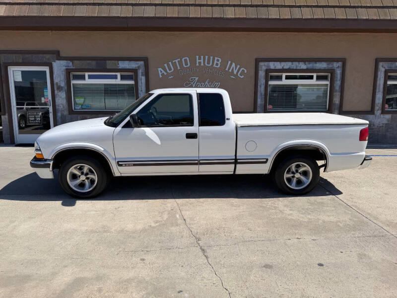 2000 Chevrolet S-10 LS