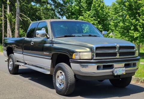 1997 Dodge Ram 2500 for sale at CLEAR CHOICE AUTOMOTIVE in Milwaukie OR