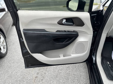 2019 Chrysler Pacifica Touring L