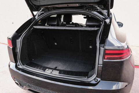 2018 Jaguar E-PACE P300 R-Dynamic S