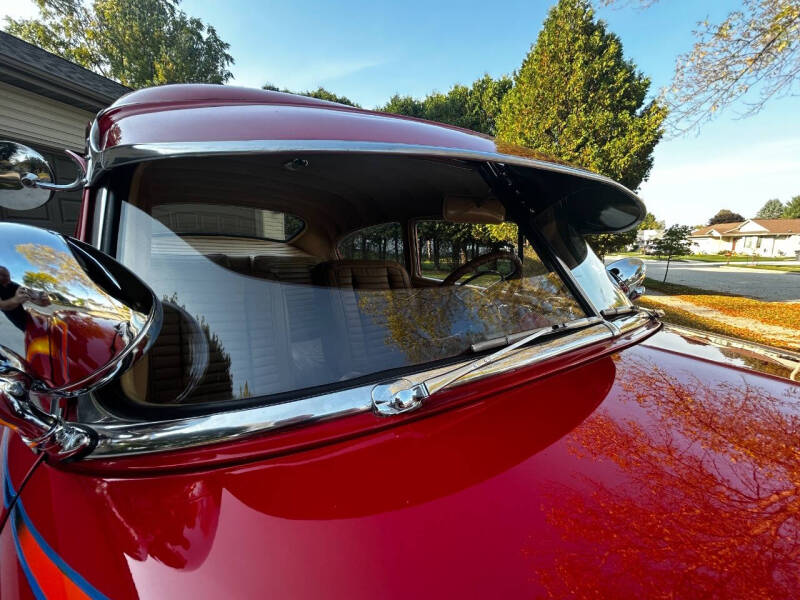 1949 Oldsmobile Futuramic 76