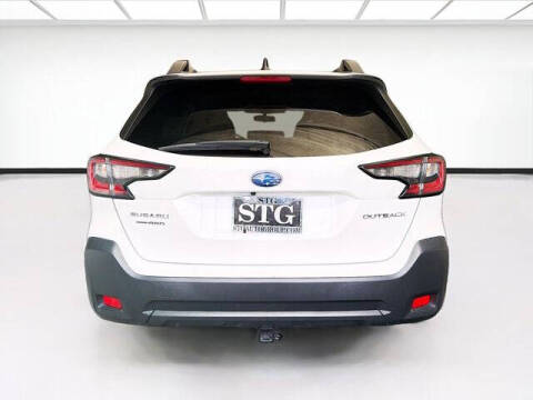 2023 Subaru Outback Premium