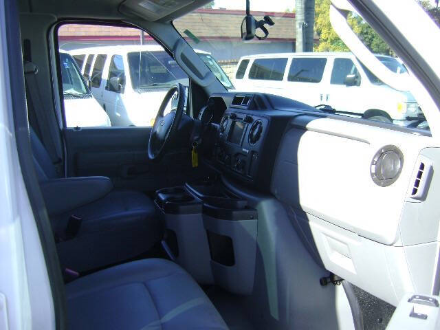 2014 Ford E-Series E-350 SD XL