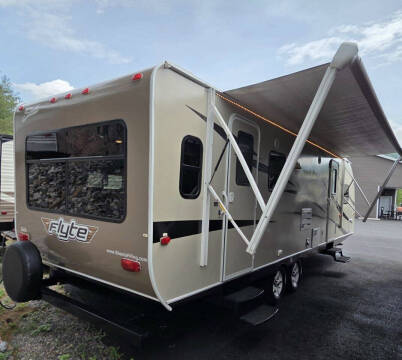 2016 Forest River Shasta Flyte