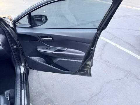 2018 Toyota C-HR XLE