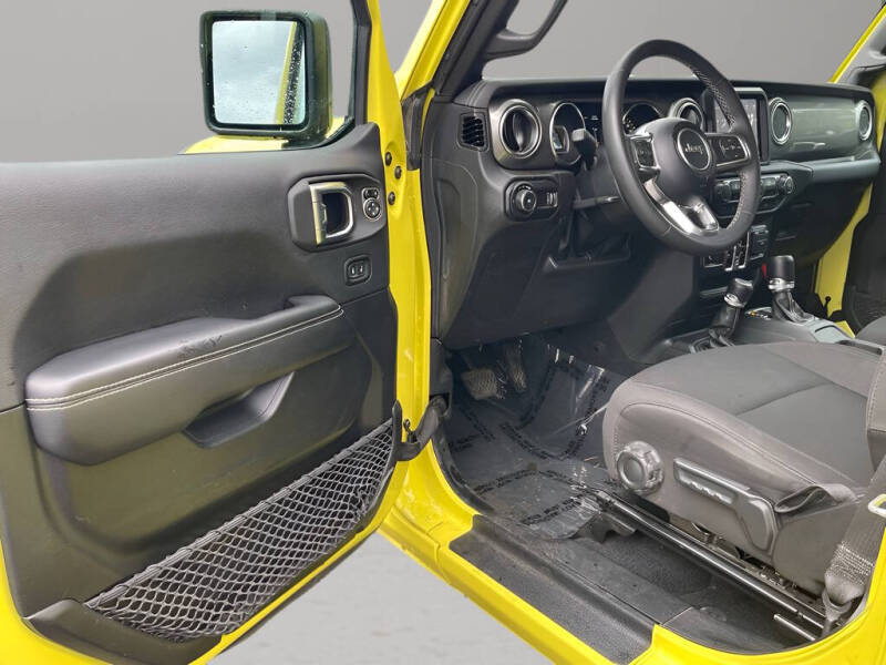 2023 Jeep Wrangler Sahara