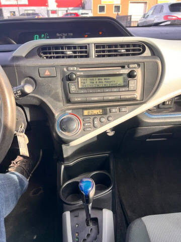 2012 Toyota Prius c Two