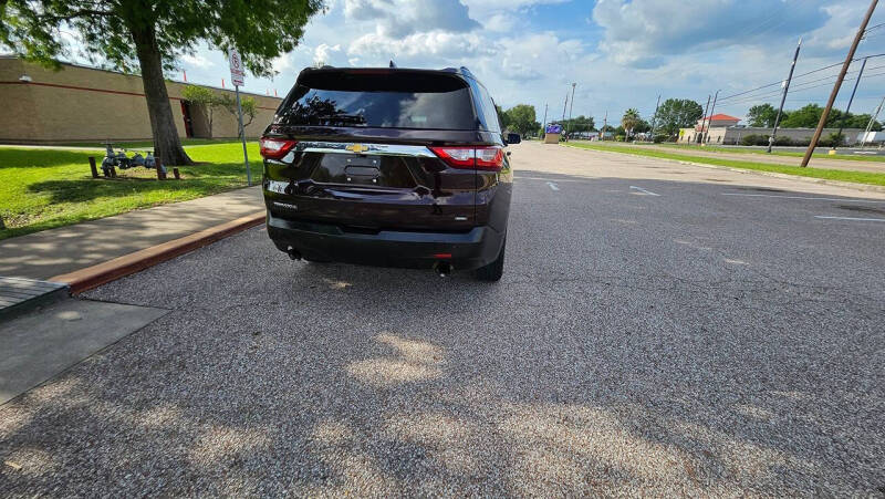 2020 Chevrolet Traverse LT Leather