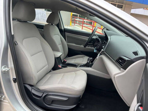 2020 Hyundai Elantra