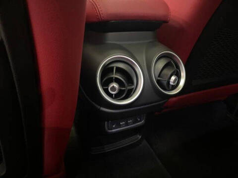 2024 Alfa Romeo Stelvio Ti