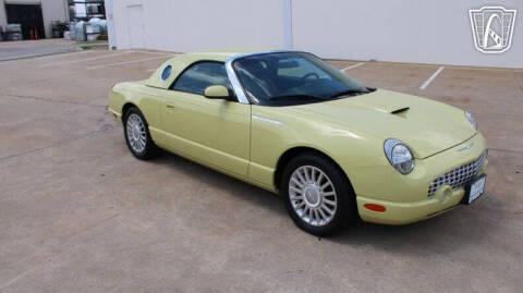 2005 Ford Thunderbird
