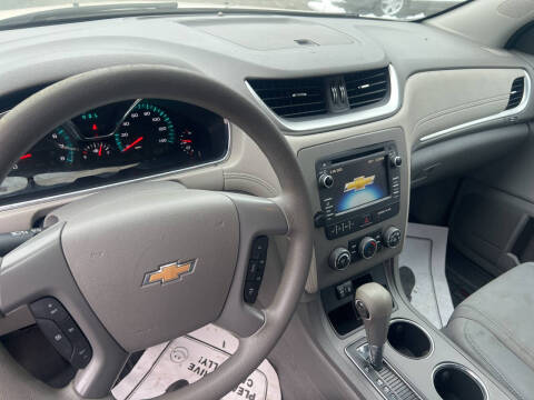 2015 Chevrolet Traverse LS