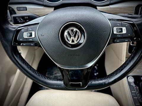 2017 Volkswagen Passat 1.8T SE